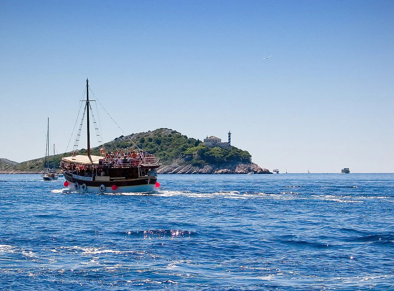 Croatia Boat Tours: How to Choose the Right Trip and Region