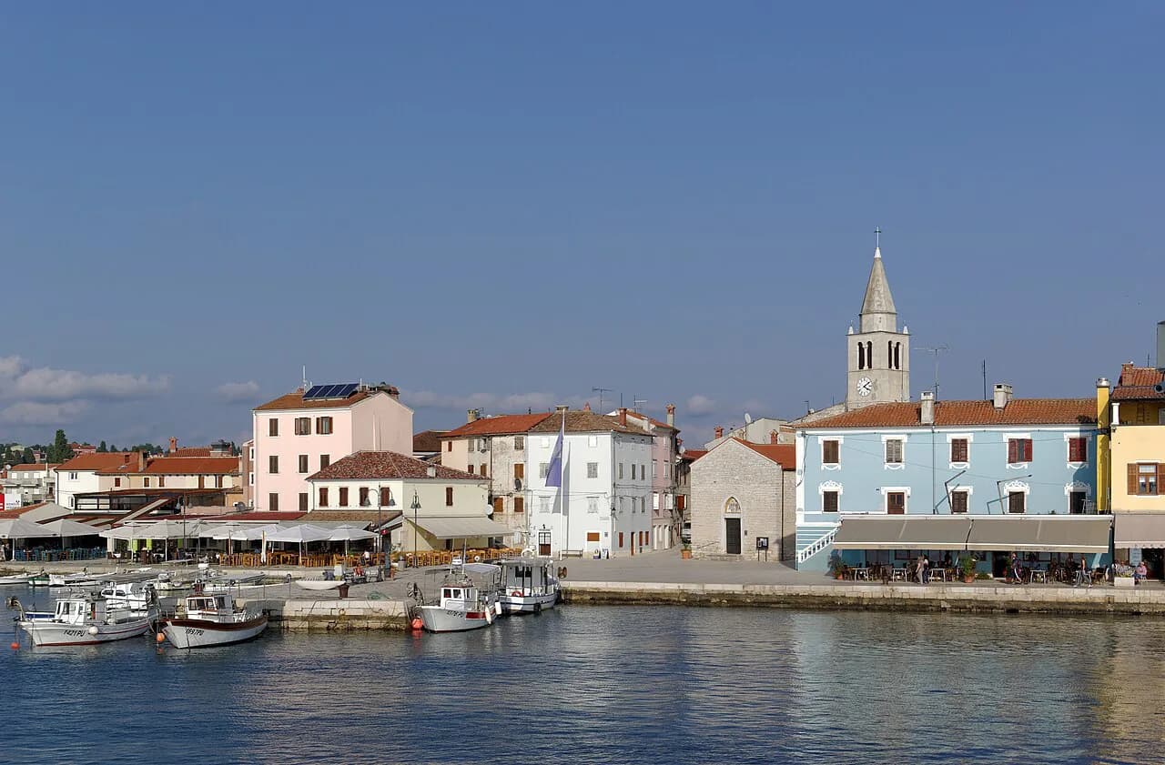 Croatia Island Hopping: Routes, Ferries and Trip Length