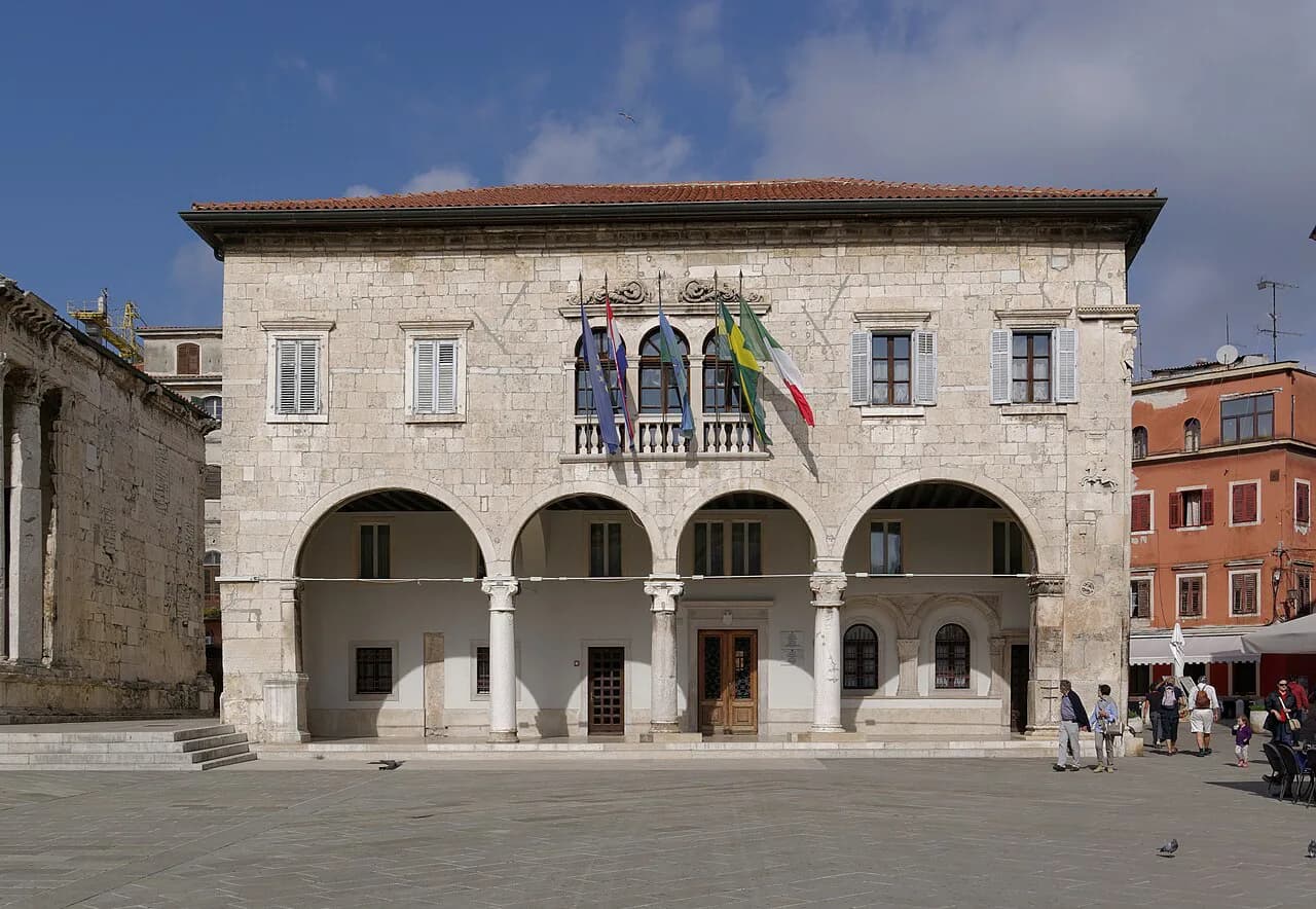 Free Things to Do in Pula: Roman Sights That Cost Nothing