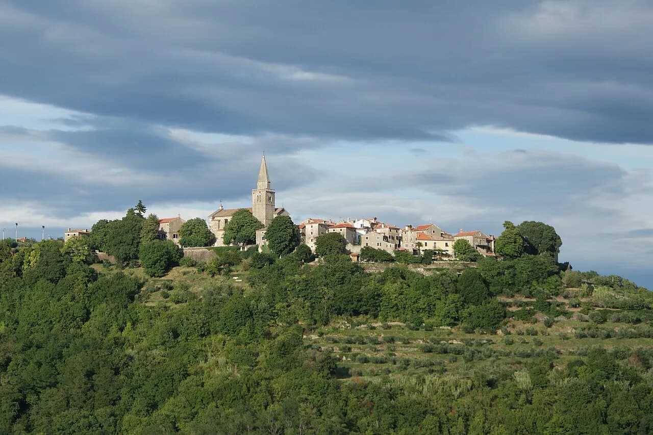 Grožnjan: Istria's Artists' Hill Town Guide