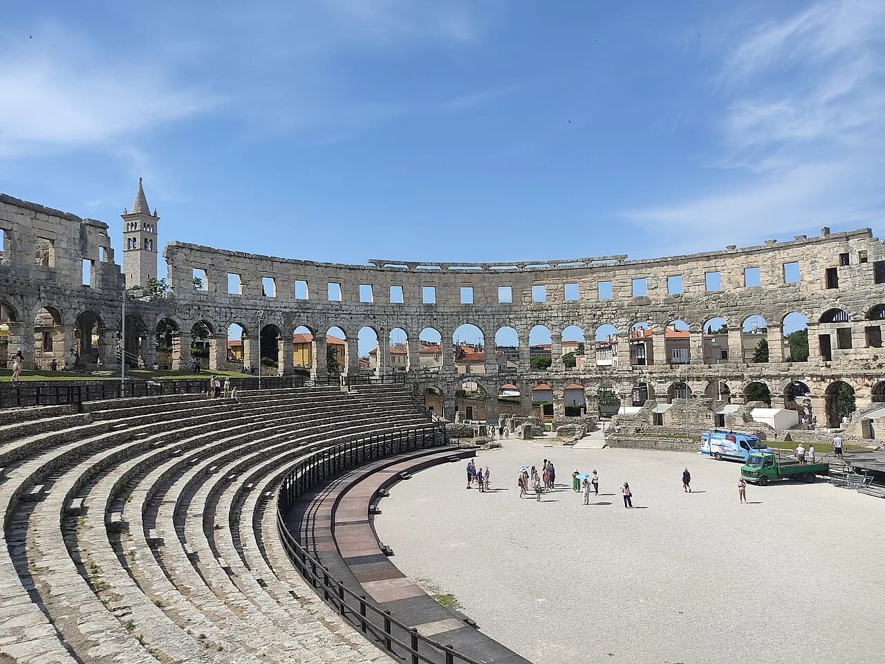 Pula Attractions: 5 Visitor Guides