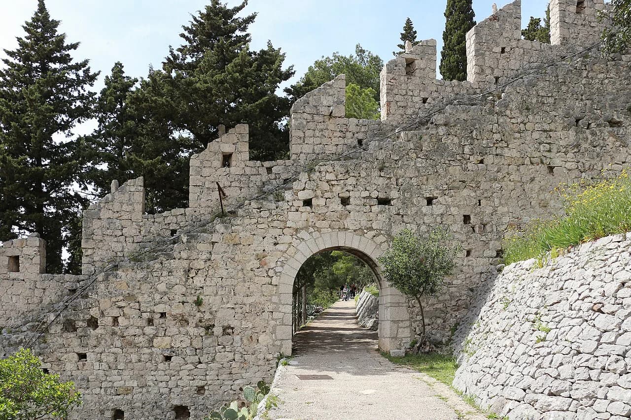 Hvar City Walls: The Climb to the Fortress