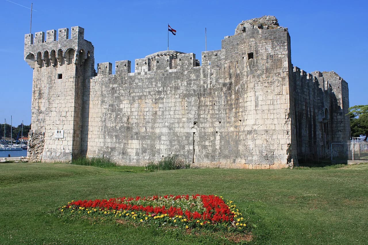 Kamerlengo Fortress, Trogir: What to See Inside