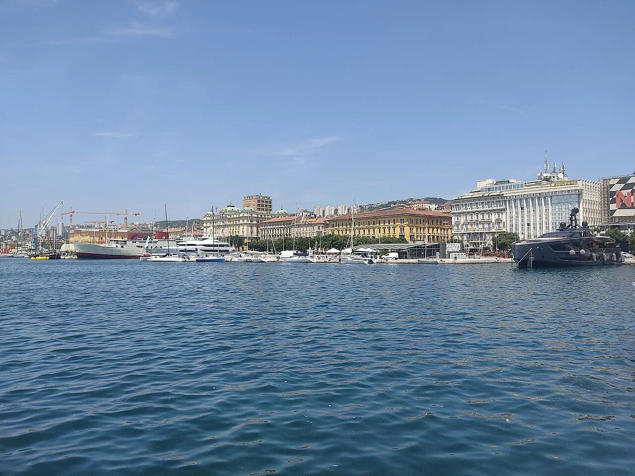 Mlaka, Rijeka: A Local District Guide