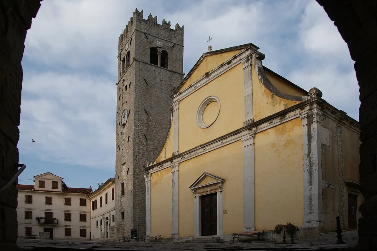 Motovun: Croatia's Hilltop Walled Town Guide