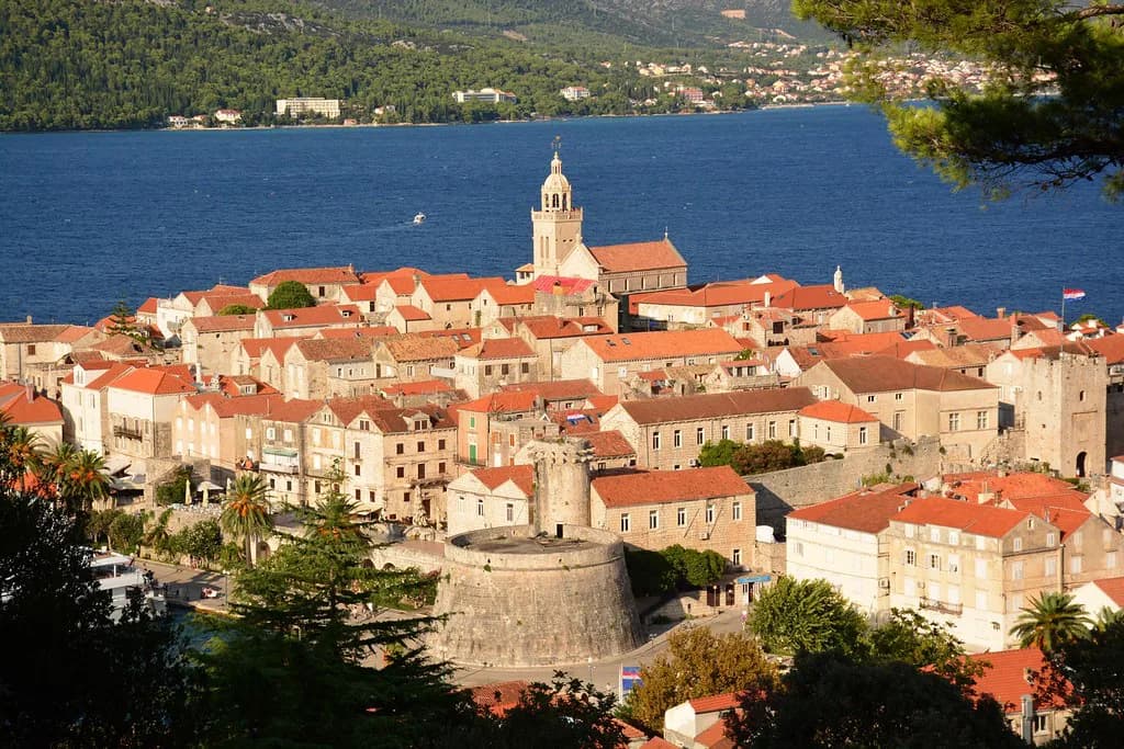 Račišće, Korčula: the Harbour Village and Coastal Walk