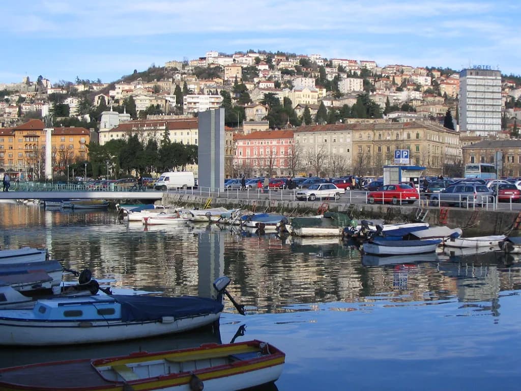 Sušak, Rijeka: the District Across the Rječina