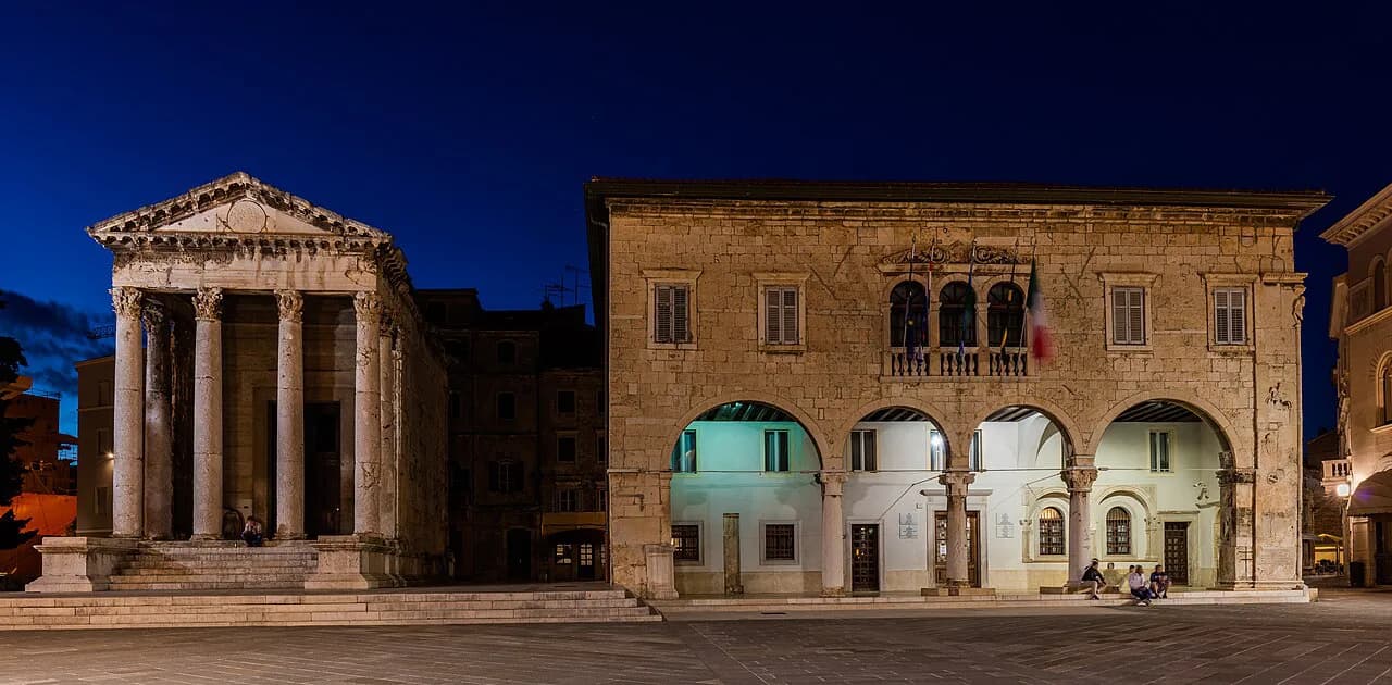 Temple of Augustus, Pula: Visiting the Roman Forum Temple