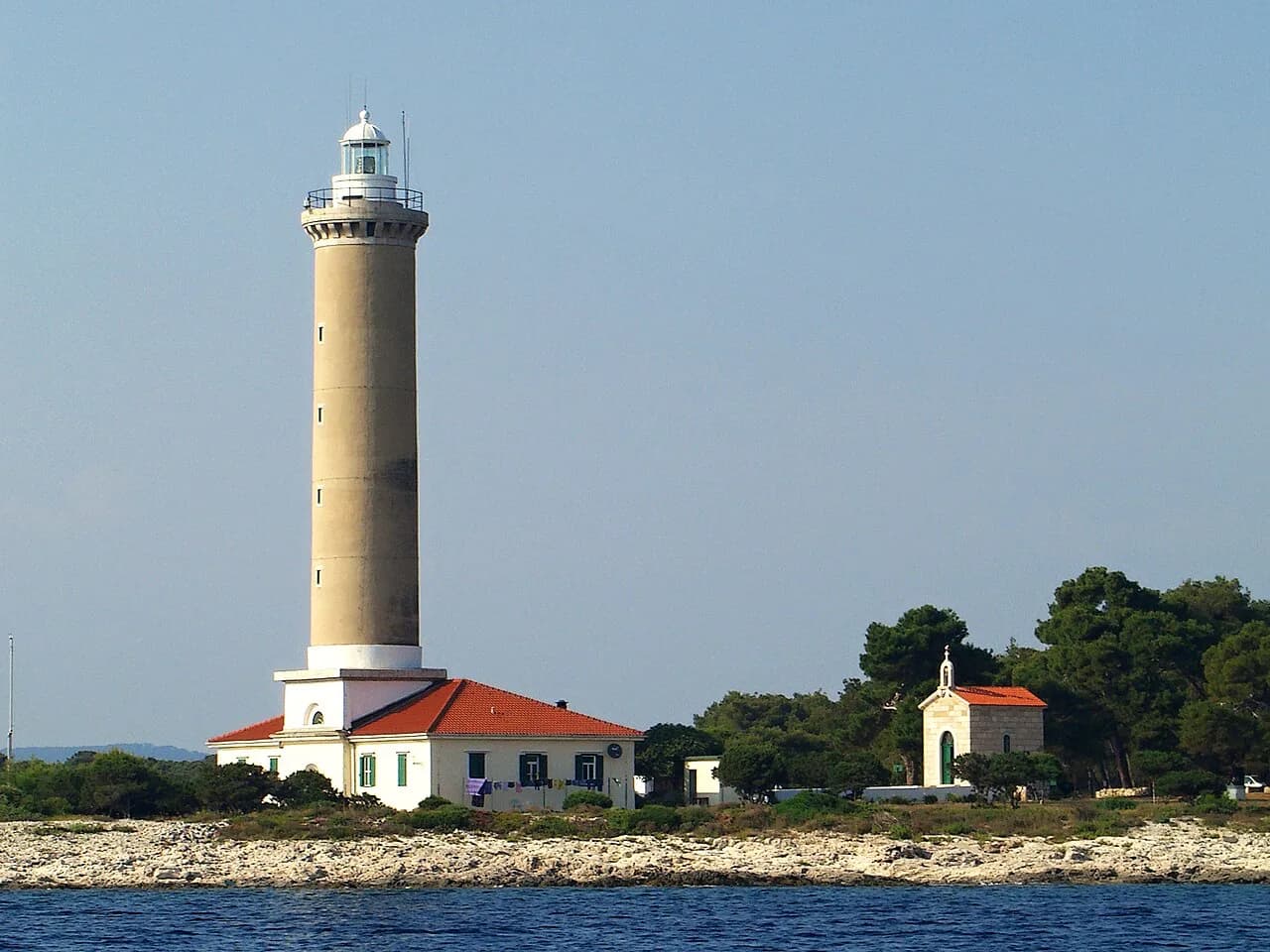 Veli Rat Lighthouse, Dugi Otok: A 39-metre Light from 1849