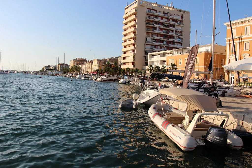 Voštarnica, Zadar: A Local Neighbourhood Guide