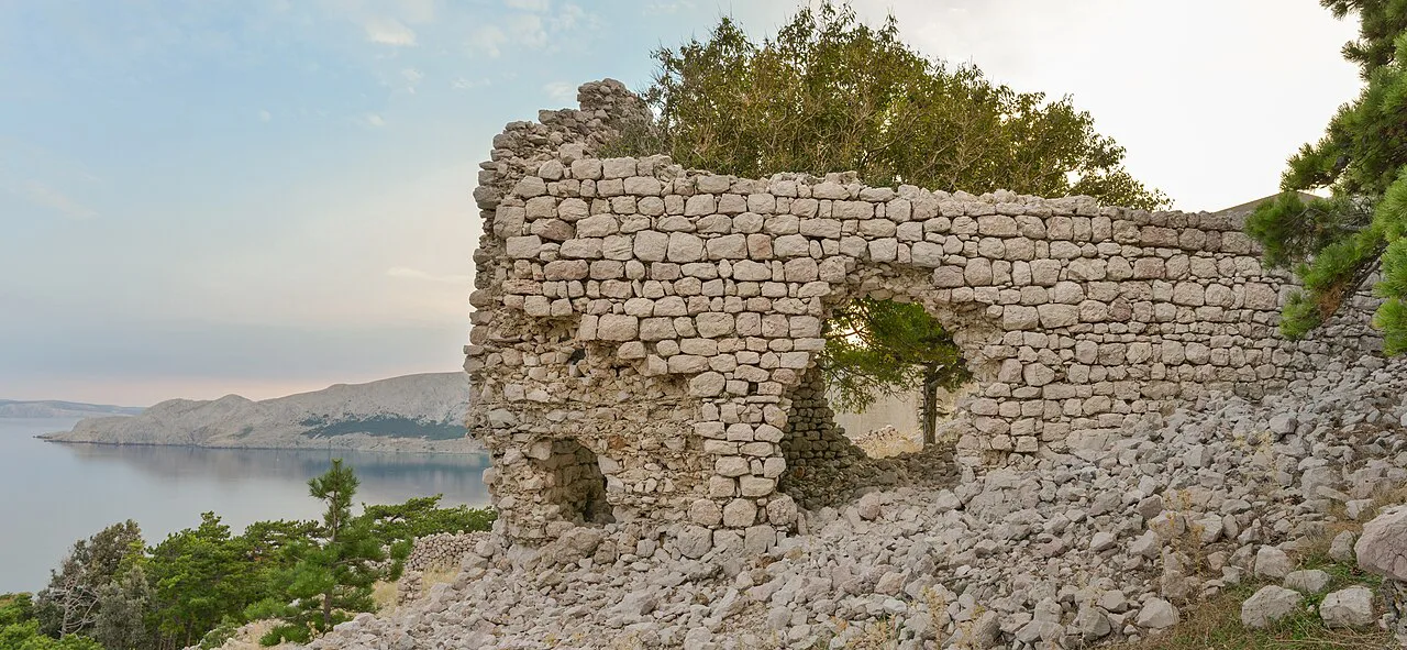 Ruined stone walls above the sea near Baška on Krk, Kvarner