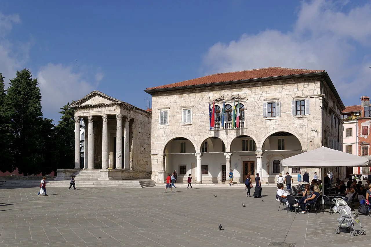 The Temple of Augustus and the town hall on the forum in Pula