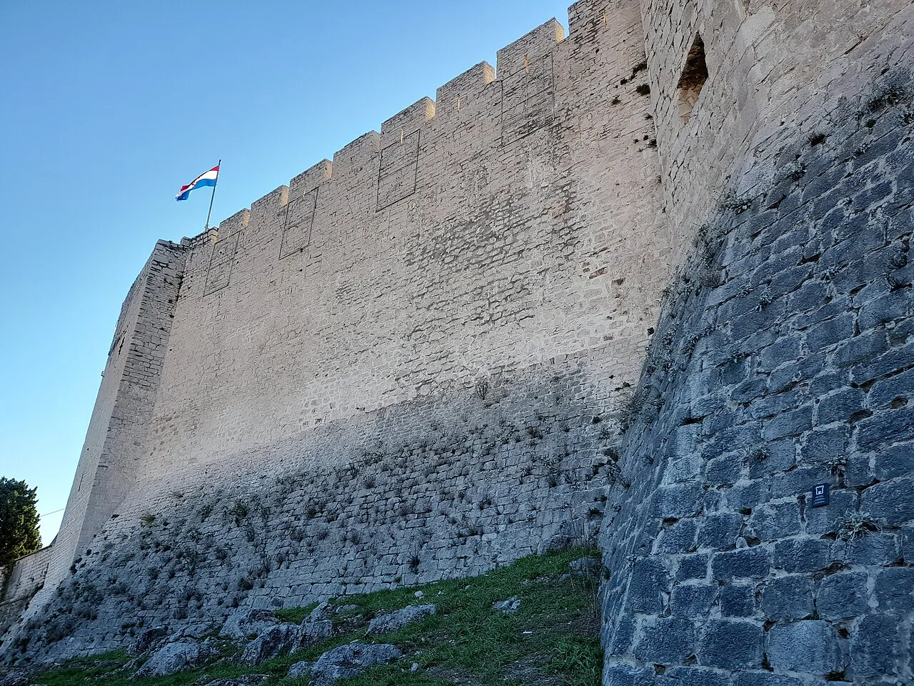 The high stone walls of a Venetian fortress in Šibenik